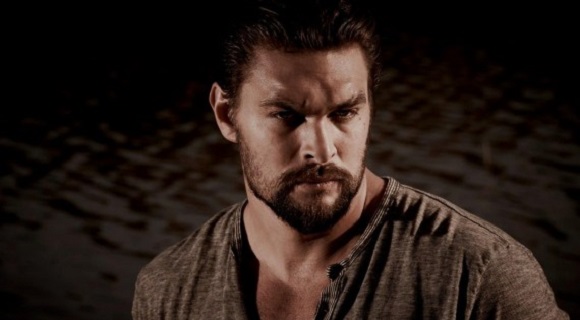 jason-momoa-red-road-570x380-cb215